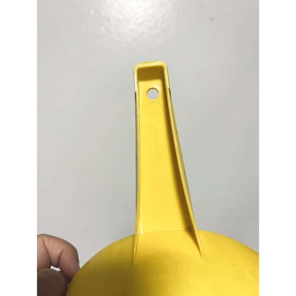 Vintage Tupperware Colander Strainer w/ Handle Yellow Quart Double Pour